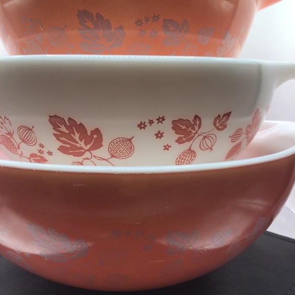 Pink Gooseberry Cinderella 4 Bowl Nesting Complete Set, 1957 - Picture 3 of 14